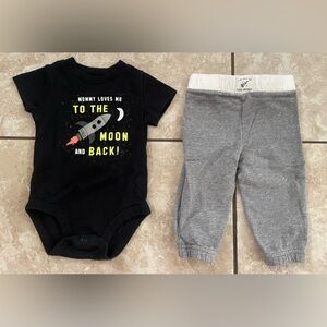 (2) Gently used 6 Month 2 piece carters sets.